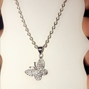 Jewelry necklace 🦋💗